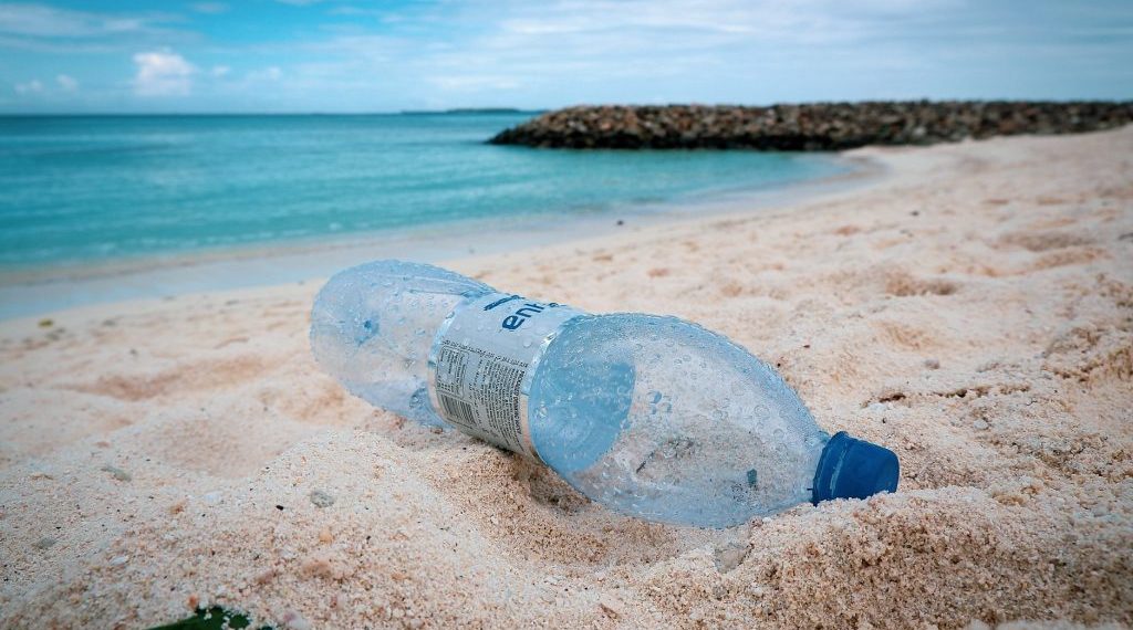 mare-plastica-1024x576
