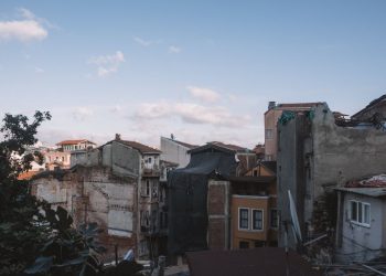pexels-emre-can-acer-2079223