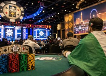 11 italiani al Day3 del Main Event WSOP
