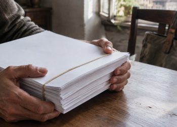 Arezzo, il ministero condannato a risarcire una prof dopo dieci anni di contratti a termine